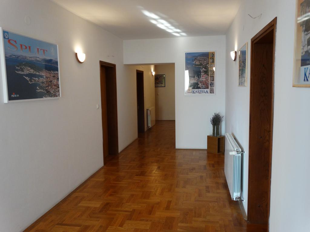 Guest House Mamut Kaštela Exteriér fotografie